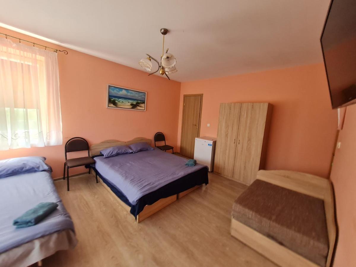 Little Amber Apartments Klaipėda Buitenkant foto